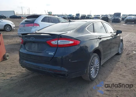 2013 Ford Fusion Titanium z USA, uszkodzony, nr VIN 3FA6P0K90DR140398